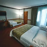 Serino Hotel 4*